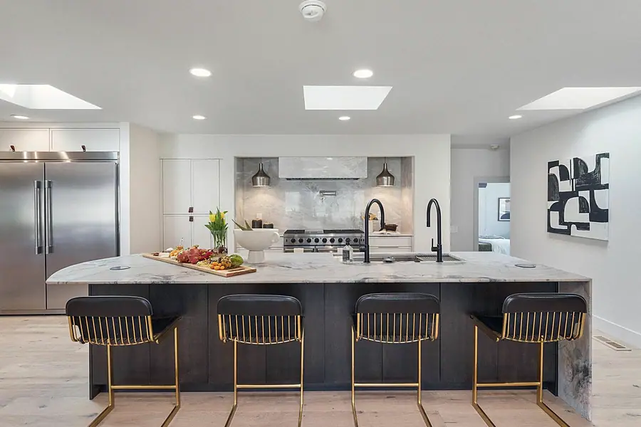 Fairway House mid-century detail with natural materials